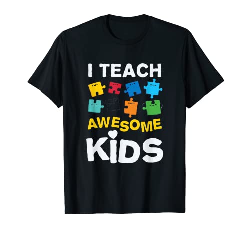 I Teach Awesome Kids Autism Awareness Camiseta Camiseta