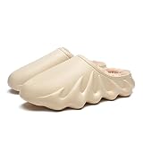 RUNSOON Christmas House Slippers for Men Women Outdoor Indoor Fuzzy Slippers Could Slide Slippers Me