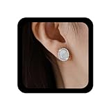 Boucles d'oreilles boho en strass avec opale mettant parfaitement en valeur la beauté des femmes
