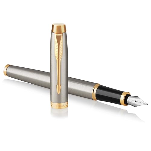 Parker IM pluma estilográfica | metal cepillado con adorno dorado | con plumín fino y recambio de tinta azul | en estuche de regalo