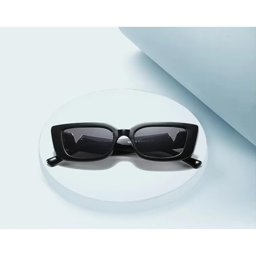 Image of Dervin UV Protected Cat Eye Retro Sunglasses for Women