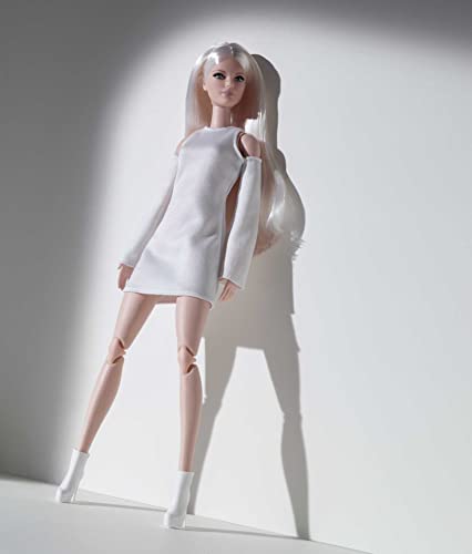 Barbie⭐️ White⭐️Collecter Edition Barbie Signature Looks Articulated Collectible Doll