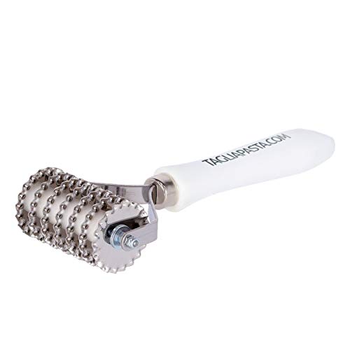 Corta pastas para Tallarines 7 hojas inox dentadas, mango en ABS. Art.323