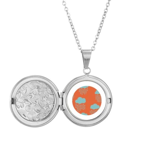 Collier médaillon nuage et pluie orange aux finitions soignées