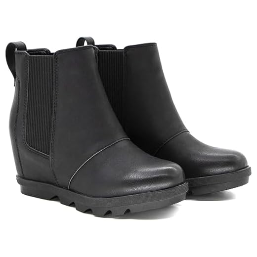 Cosy Athlefit Wedge Booties in Black