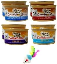 Fancy Feast - Alimento para gatos adultos, 4 sabores, 8 latas (2) cada uno amantes de la salsa de atún de pescado blanco, fiesta de carne, pavo a la
