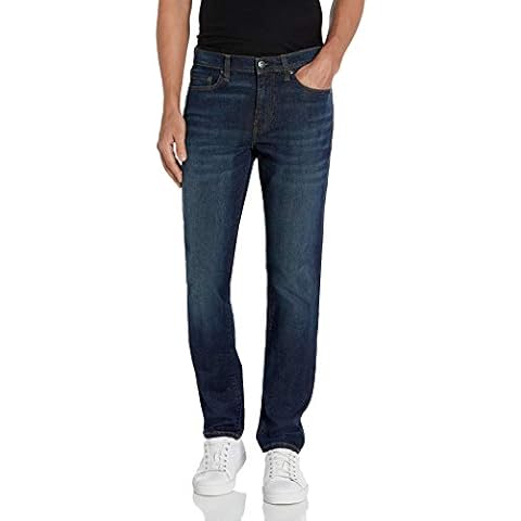 Amazon Essentials Men's Slim-Fit Jeans Cover