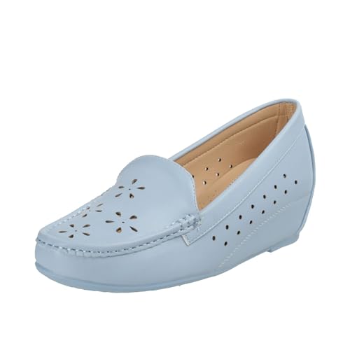 Image of Metro Women Synthetic Leather Loafer