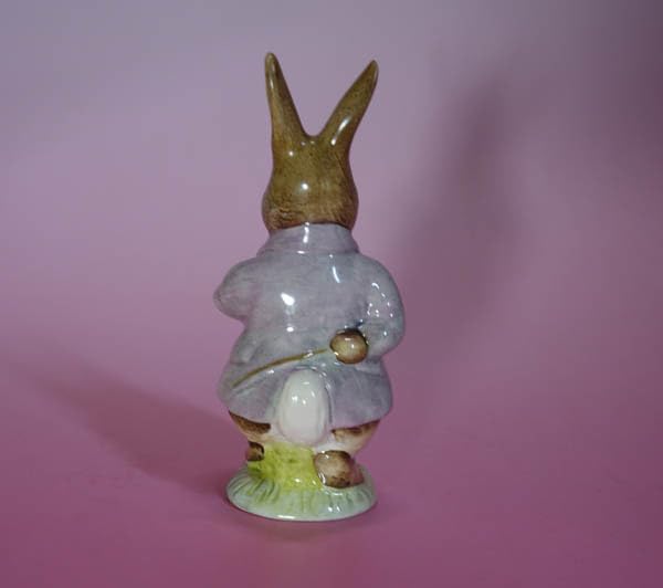 Amazon.co.jp: 陶器市x Beswick ピーターラビット ベンジャミン
