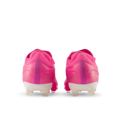 New Balance Tekela Team Low FG V5 Cleats