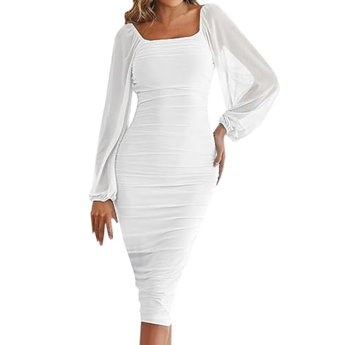 Robe pull d'hiver chic à col carré pour vos sorties citadines