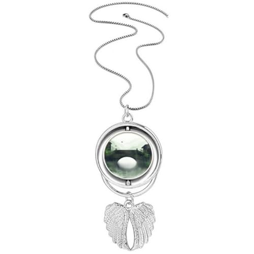 Collier ailes d'ange style chinois : sublimez votre look quotidien avec ce pendentif épuré
