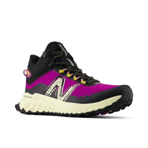 Image of New Balance Women's Fresh Foam Garoe V1 Midcut