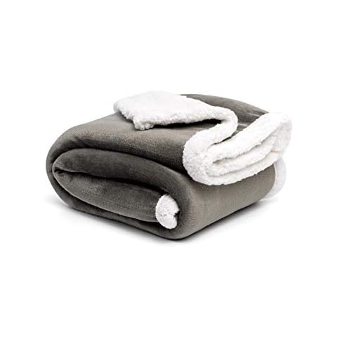 BROOKLYN + JAX Sherpa Fleece Throw Blanket, Reversible Super Soft Luxurious Plush Blanket Throw Cover