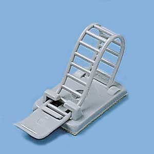 �T�����T�v���C �A�E�g���b�g CA-CL18 �P�[�u�� �N�����v ���ɃL�Y�A����̂���A�E�g���b�g�i�ł��B