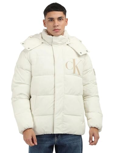 SEMPLICITÀ E FASCINO: Creato nel 1968, il marchio Calvin Klein è famoso per il suo look inconfondibile, che lo ha reso da subito un’ispirazione per il mondo della moda. Il brand americano è caratterizzato da un’estetica minimalista.