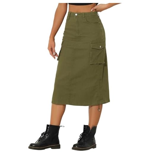 25 Rainy Day Outfits for Women – Chic Looks to Stay Stylish in Wet Weather Cargo Skirt