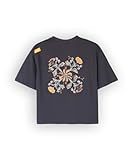 Tee-shirt boxy. Tee-shirt à imprimé sur le dos, en coton organique de 220gsm.. Notre mannequin studio mesure 1m70 et porte une taille S.. Notre mannequin lifestyle mesure 1m67 et porte une taille S.