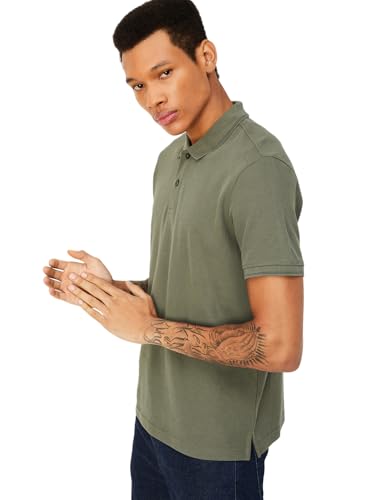 Image of Max Men's Half Sleeves Regular Fit Solid Polo T-Shirt