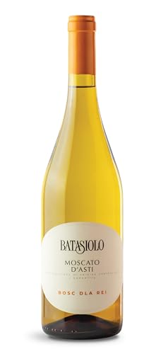 Vinificazione: Dopo un’attenta e accurata selezione, le uve di Moscato Bianco vengono diraspate e macerate a freddo per 24-48 ore in pressa. A seguito della pressatura, il mosto ottenuto viene raffreddato a 0°C e conservato in cella frigorifera. Segue una lenta fermentazione in autoclave fino al raggiungimento del 5,5% di grado alcolico. Con il freddo si arresta la fermentazione si arresta e il vino viene imbottigliato, conservando attraverso questa procedura la naturale vivacità