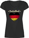 Passform: T-Shirt mit V Ausschnitt
