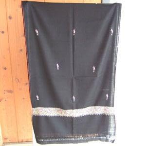 Amazon.co.jp: 期間限定半額 ネパール刺繍パシュミナレッド : ホーム  