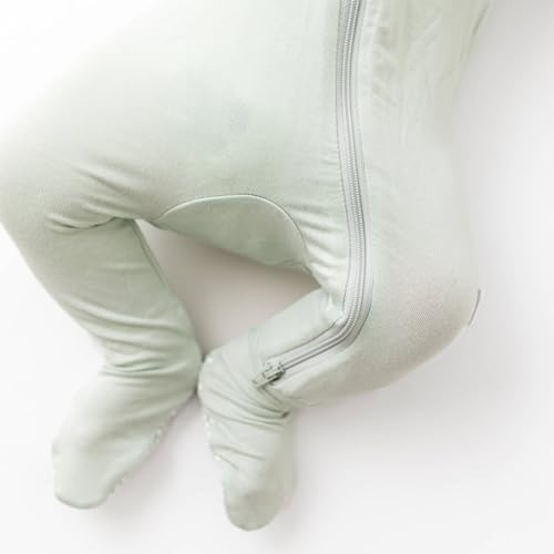 Image of Bamboo Little Soft Baby Footie Pajamas, Baby Clothes, Newborn Sleepers, 95% Viscose and 5% Spandex, 0-24 Months