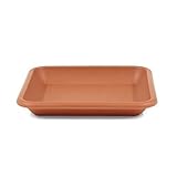 Farbe des Blumentopf-Untersetzers: Terracotta - Der quadratische Untersetzer aus hochwertigem Kunststoff ist außerdem noch in Anthrazit-Grau und Taupe erhältlich