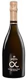 champagne jacquart brut mosaic signature 44% de Chardonnay : Cramant, Avize, Oger 56% de Pinot Noir (dont 15% de vin rouge) : Aÿ, Verzy, Verzenay, Vertus, Neuville Origine : Premiers et Grands Crus Dosage : 7 g/l
