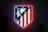 DIMENSIONES: Escudo iluminado de tamaño ideal para decorar cualquier habitación de aficionados colchoneros