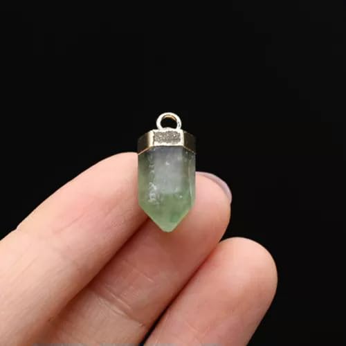 Pendentif en pierre naturelle de quartz bleu turquoise facetté - 7