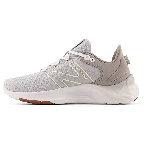 Image of New Balance Women's Fresh Foam Roav V2 Sneaker