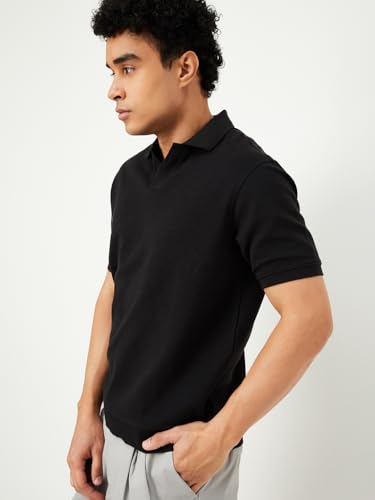 Image of Max Men's Half Sleeves Textured Johnny Collar T-Shirt