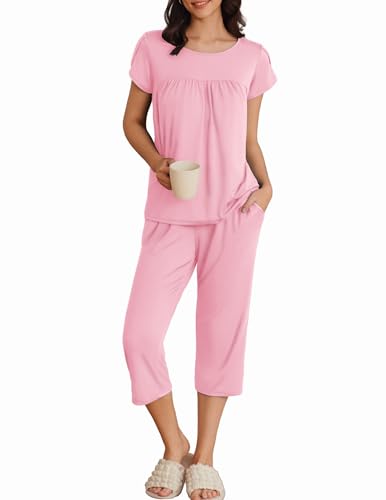 Image of Ekouaer Women's Capri Pajama Set Short Sleeve Mumu Pjs Pleated Top Capri Pants with Pockets Sleepwear Lounge Set