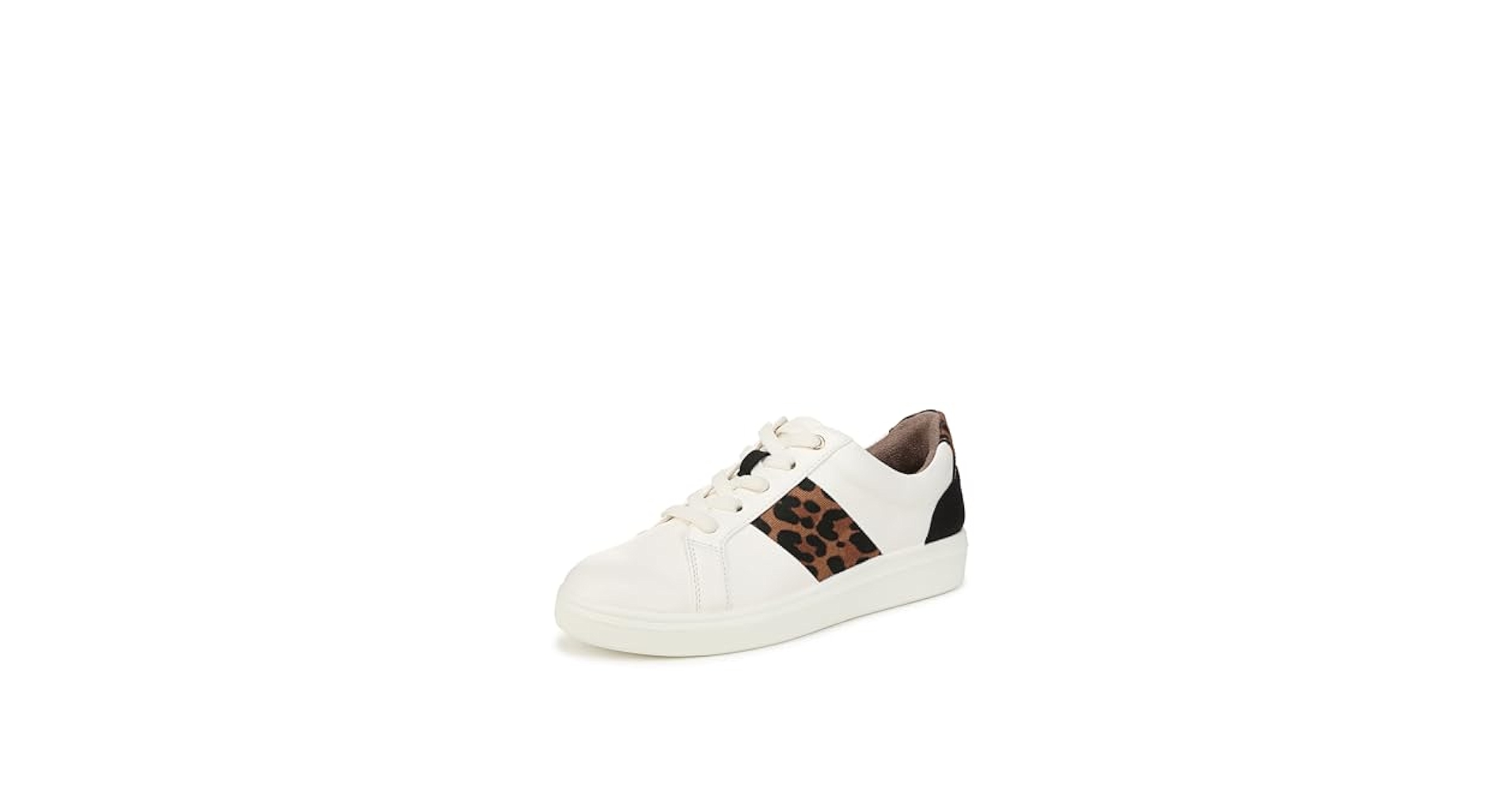 ねずみー2023ページ♡⃜ Amazon.com | BZees Womens Happy Friday Sneaker Beige 5 M
