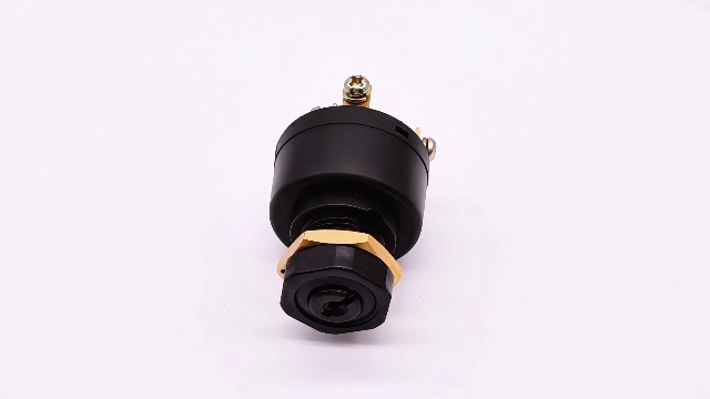 miページ ୨୧ E6K11D-1CAZ5-y straight jack with housing | Connectors