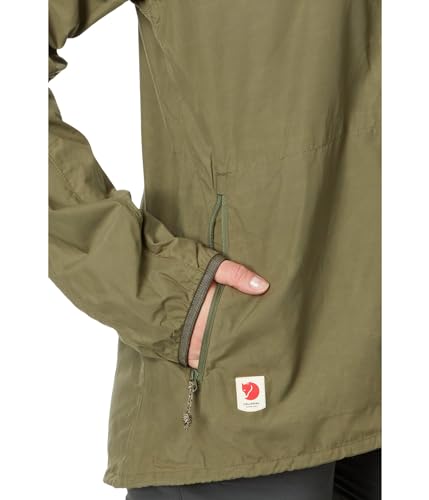 Fjällräven Women's High Coast Wind Jacket3