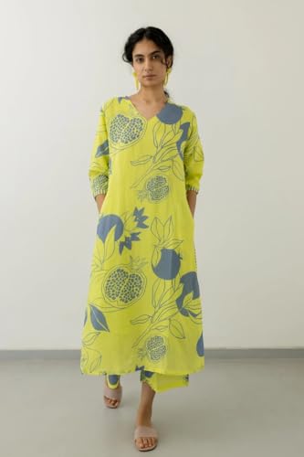 Image of LookMark Women's Floral Printed Cotton Blend 3 /4th Sleeve Knee Length V-Neck Kurta and Palazzo Set for Women AZ-LM-OG-KS2144-Parent