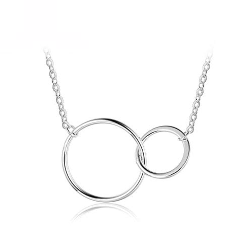 Bijoux de la fête des mères : collier d'exception au design raffiné pour femme élégante