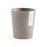 Durable et robuste : les pots ECOPOTS sont presque incassables grâce à une épaisseur de paroi massive. Contrairement à un pot en pierre, lorsqu'il est emporté par le vent, par exemple. Les pots de fleurs en plastique ECOPOTS sont légers et résistants aux UV et au gel. Durée de vie : au moins 10 ans.