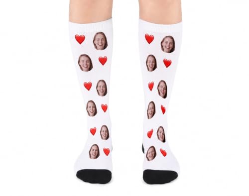 Made in Gift | Calcetines Personalizados con Foto y Corazones | Calcetines Blancos Personalizables con Cara | Regalo Original para Pareja, San Valentín, Aniversario, Cumpleaños o Navidad | Talla Única