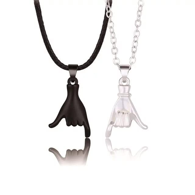 KRYSTALZ 2 PCs Hold Hand Couple Necklace Hold Hands Magnetic Couple Necklace for Women Girl Men Couple Lover Friendship Jewelry (B0B61HTM48) Amazon Price History, Amazon Price Tracker