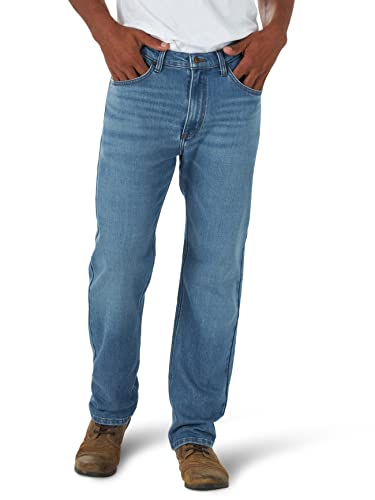 Image of Wrangler Men's Rugged Wear Classic Fit Jean