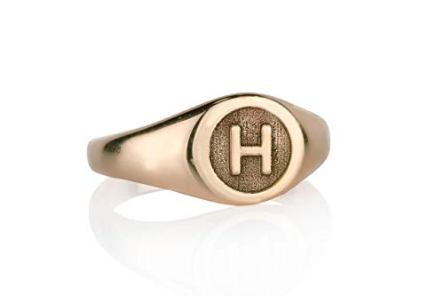 Bague initiale en or 14k : chevalière à superposer pour un style unisexe unique