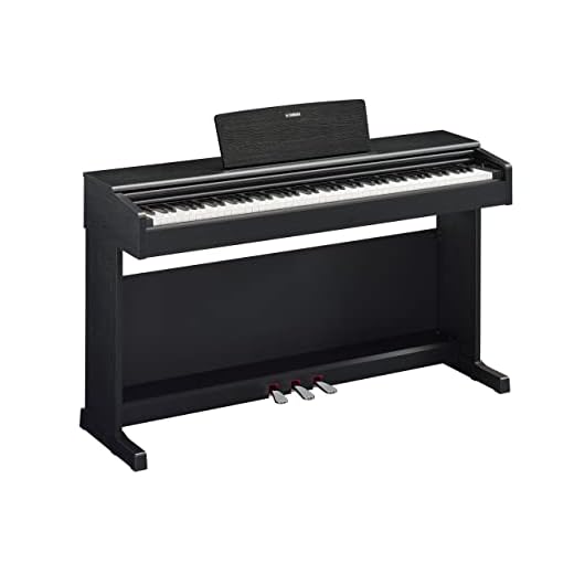 Yamaha ARIUS YDP-145 Digital Piano - Pianoforte Digitale da Casa per Dilettanti, Design Classico ed Elegante, Suonabilità Autentica del Pianoforte Acustico, Nero
