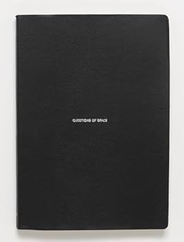 Paperback Questions of space: Lectures on architecture (Text / Architectural Association) Book