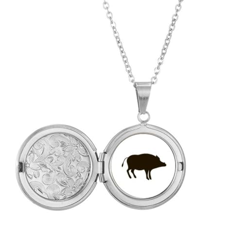 Collier sanglier noir avec un pendentif médaillon élégant