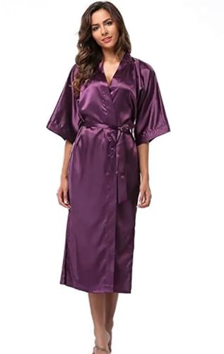 Robes de mariée en satin pour éviter de ruiner la coiffure avant la cérémonie