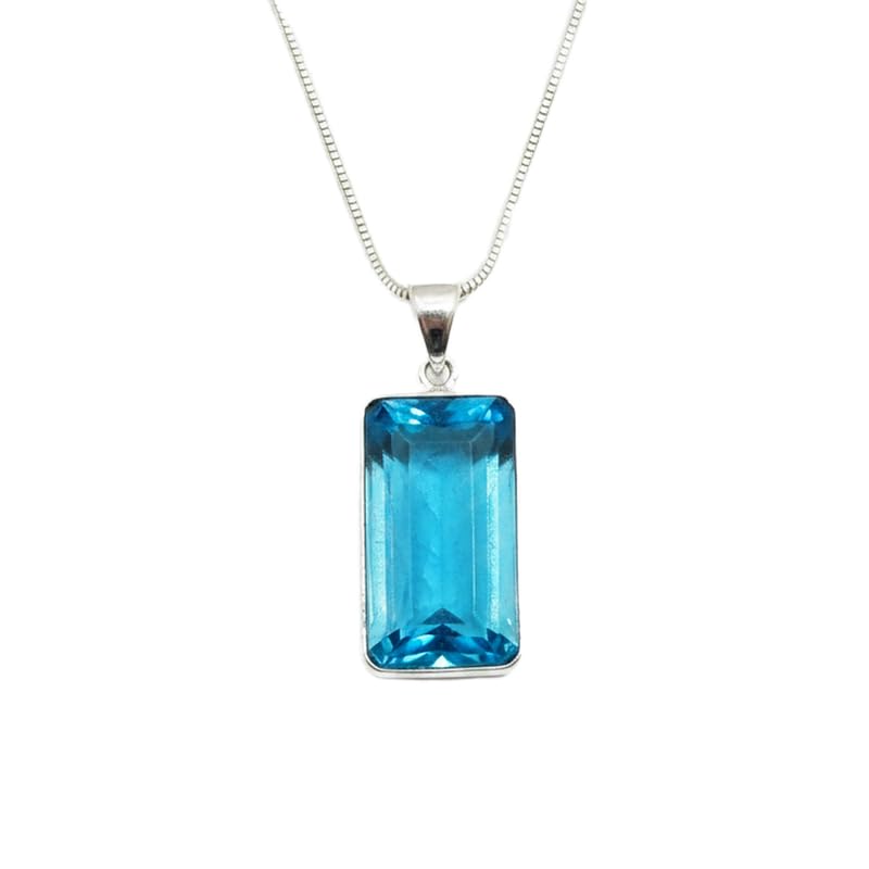 Pendentif en quartz bleu naturel LKBEADS rectangulaire avec sa chaîne câble de 46cm