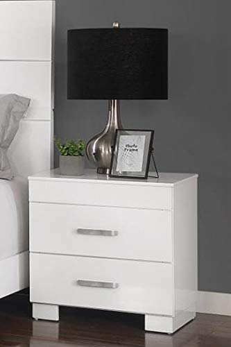 GTU Furniture Modern White Lacquered Queen Size Bedroom Set (4 Pc)